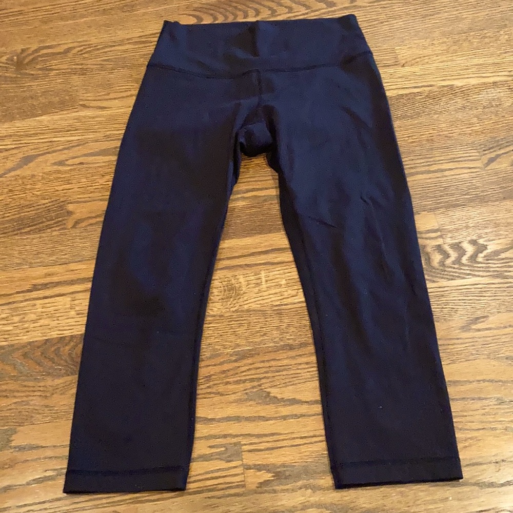 Wunder Under High-Rise Crop Full-On Luon